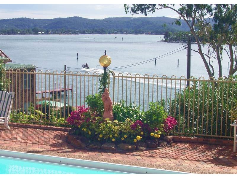 15 Tulani Avenue, Daleys Point NSW 2257