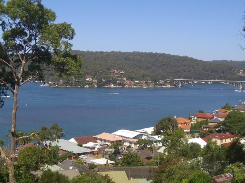 33 Bayview Crescent, Blackwall NSW 2256