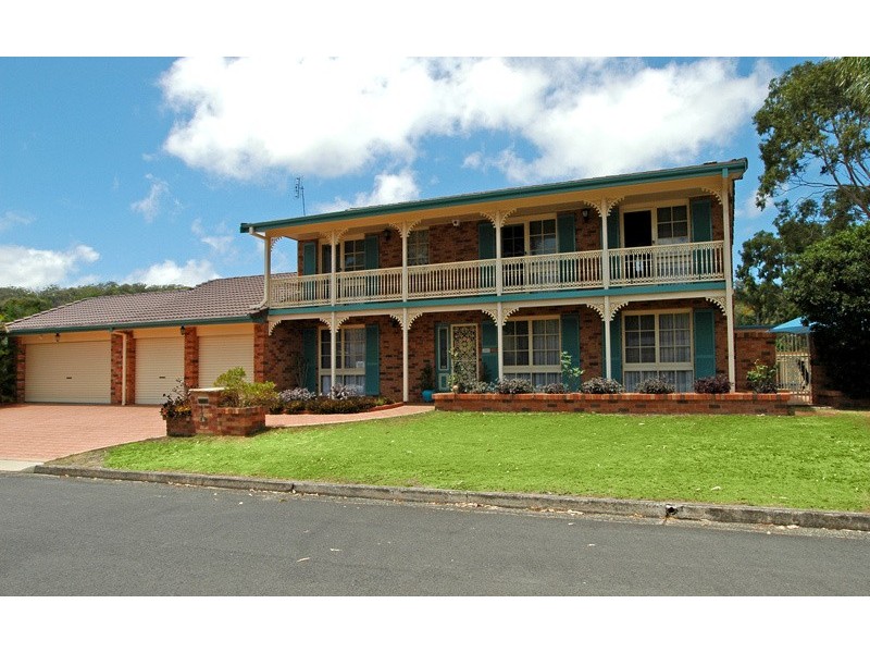 27 Helmsman Boulevard, St Huberts Island NSW 2257