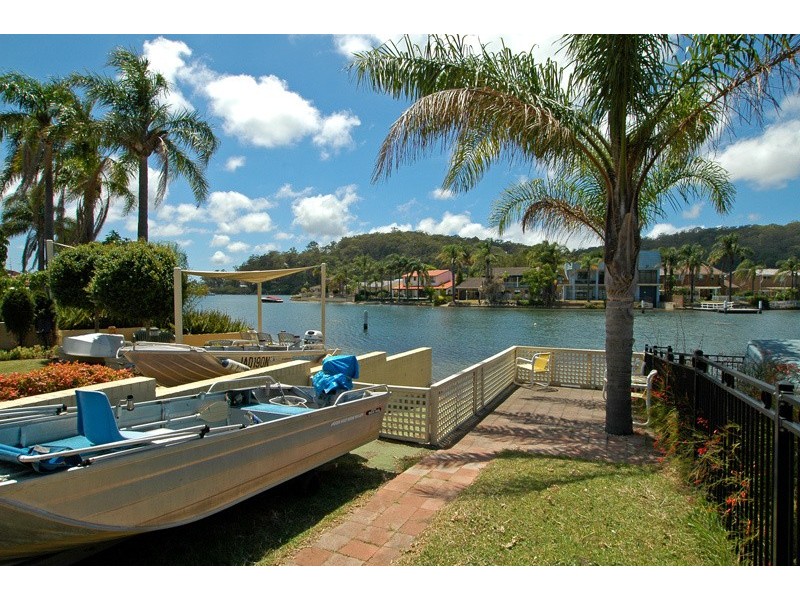 47 Helmsman Boulevard, St Huberts Island NSW 2257