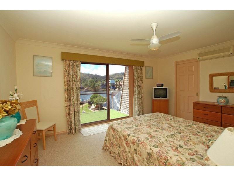 47 Helmsman Boulevard, St Huberts Island NSW 2257