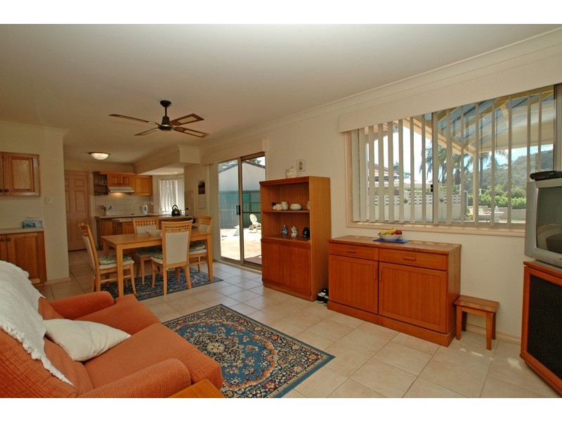 47 Helmsman Boulevard, St Huberts Island NSW 2257