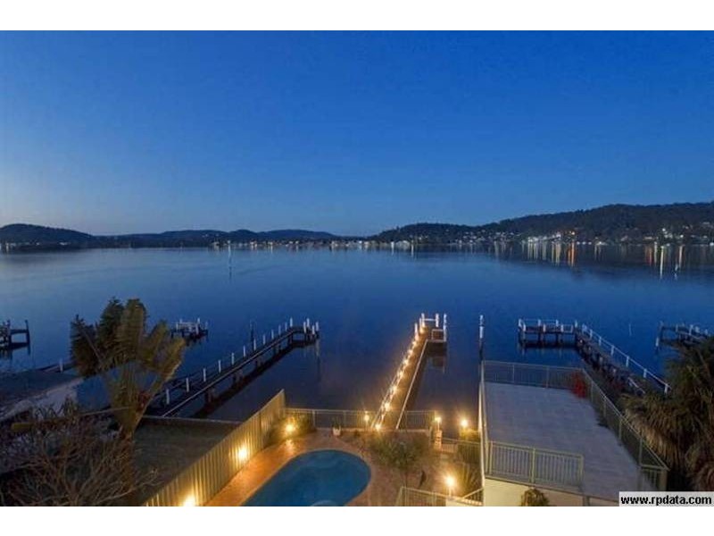 376 Orange Grove Road, Blackwall NSW 2256