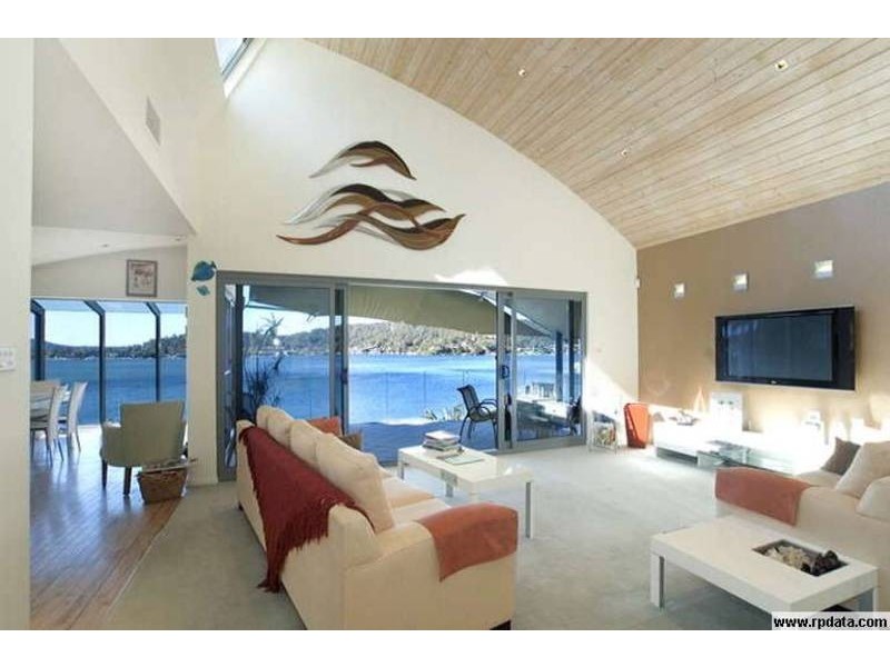 376 Orange Grove Road, Blackwall NSW 2256