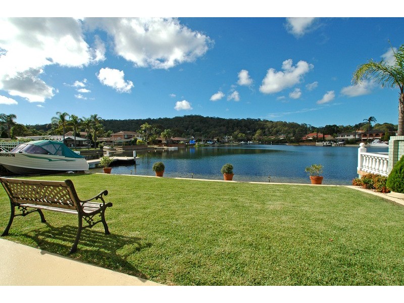 10 Mainsail Avenue, St Huberts Island NSW 2257