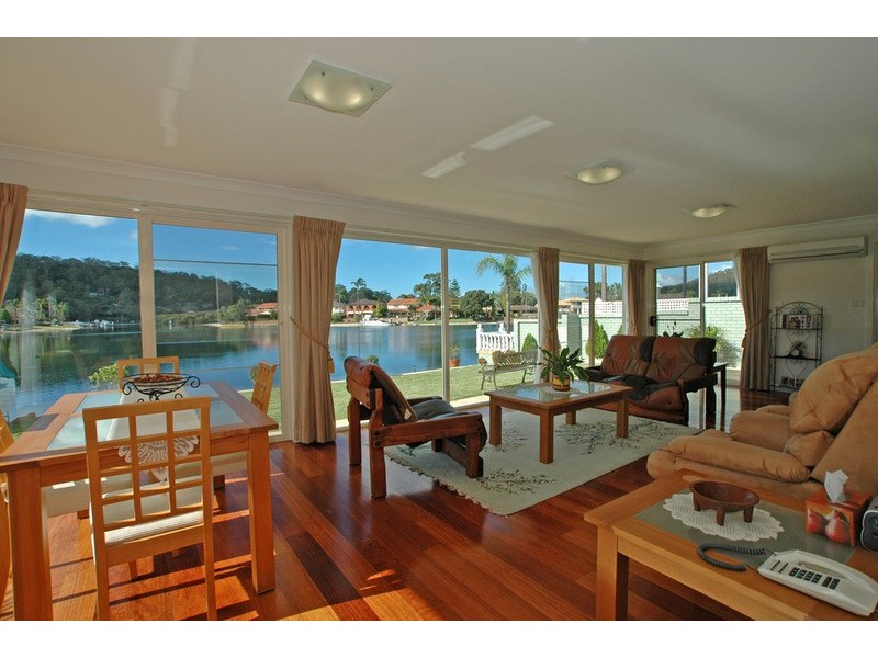 10 Mainsail Avenue, St Huberts Island NSW 2257