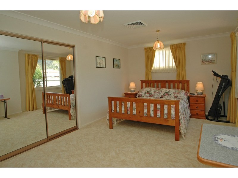 10 Mainsail Avenue, St Huberts Island NSW 2257