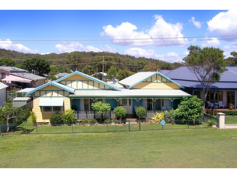 12 Sorrento Road, Empire Bay NSW 2257