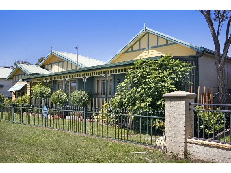 12 Sorrento Road, Empire Bay NSW 2257