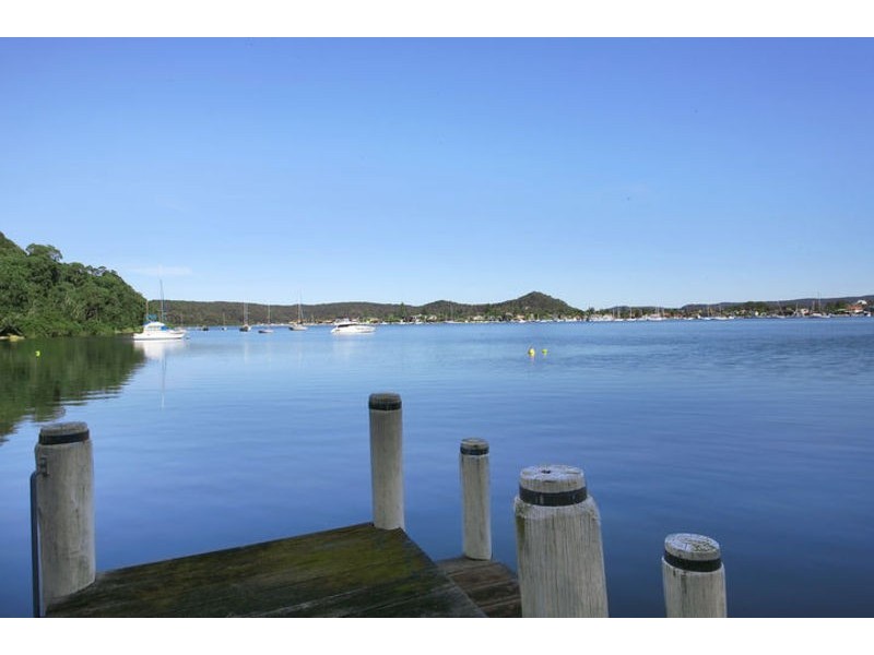 116 Daley Avenue, Daleys Point NSW 2257