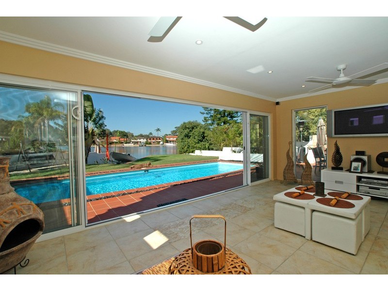 4 Mainsail Avenue, St Huberts Island NSW 2257