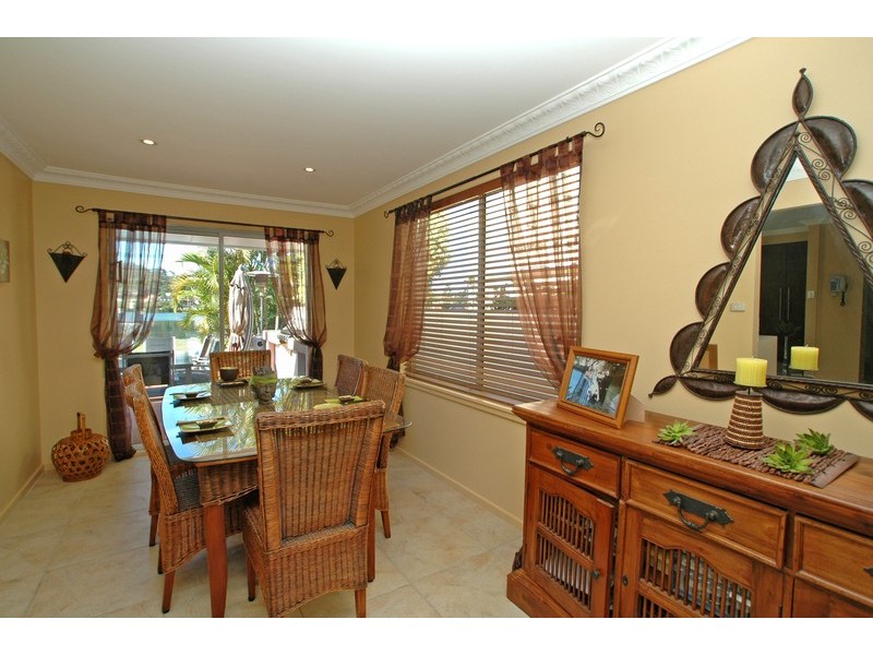 4 Mainsail Avenue, St Huberts Island NSW 2257