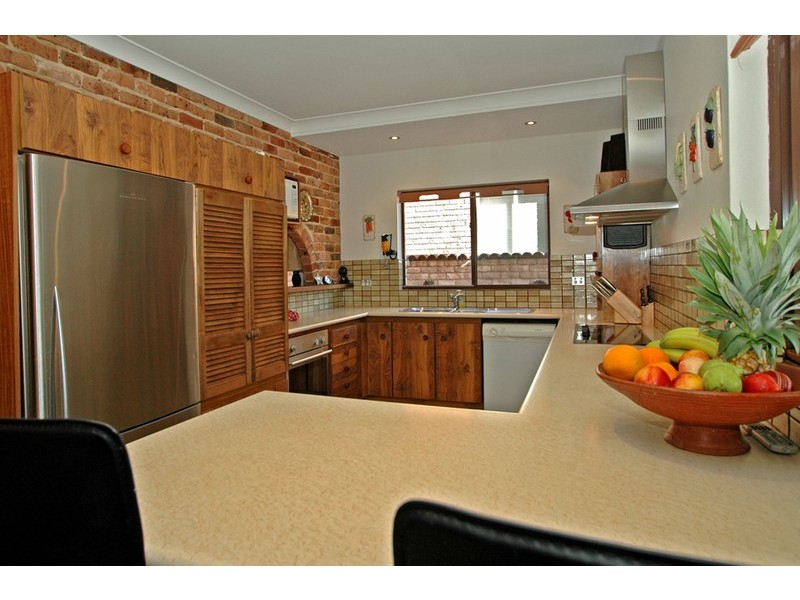 16 Cuttlefish Parade, St Huberts Island NSW 2257