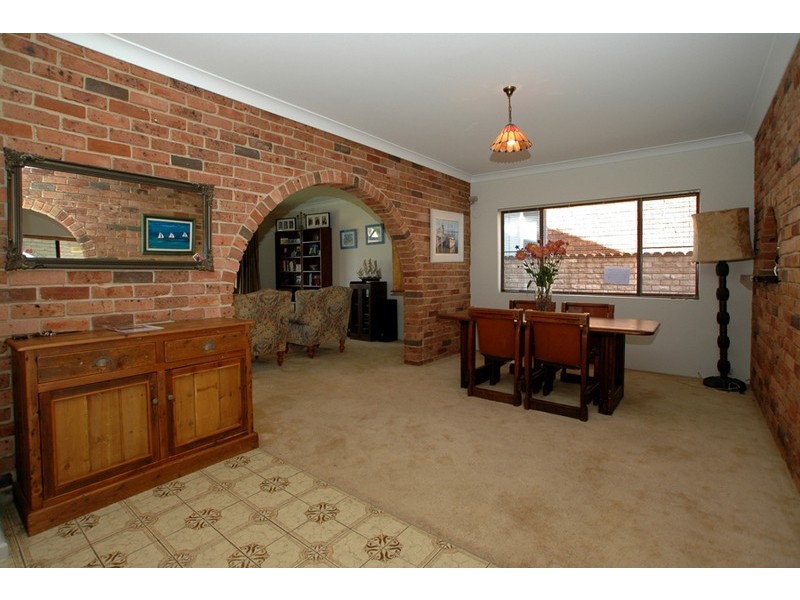 16 Cuttlefish Parade, St Huberts Island NSW 2257