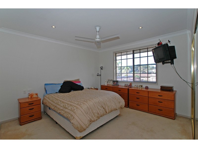 16 Cuttlefish Parade, St Huberts Island NSW 2257