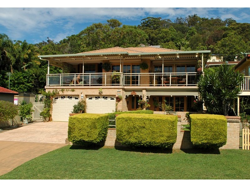 10 Taylor Street, Woy Woy Bay NSW 2256
