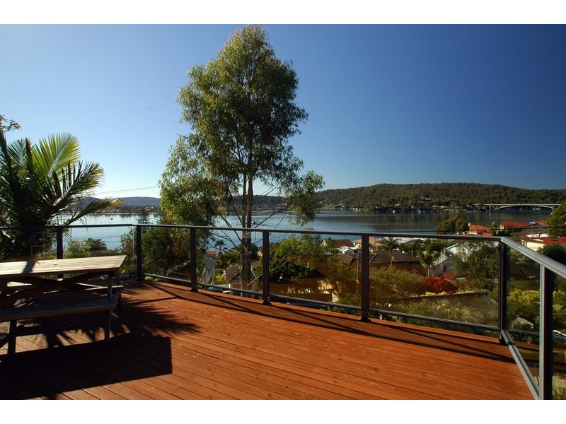 1 Uralla Lane, Woy Woy NSW 2256