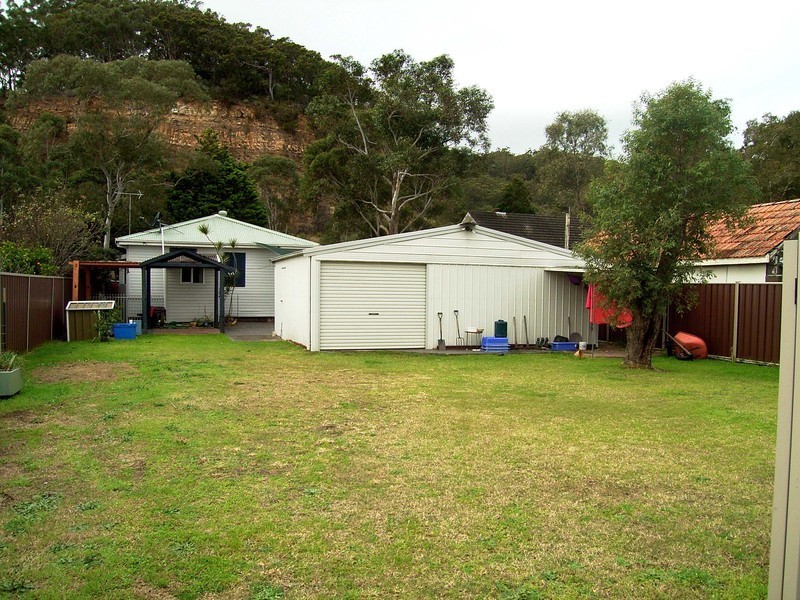 17 Memorial Avenue, Blackwall NSW 2256