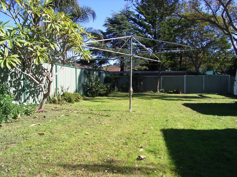 11 Melbourne Avenue, Umina Beach NSW 2257