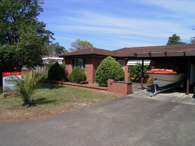 2/270 Ocean Beach Road, Umina Beach NSW 2257