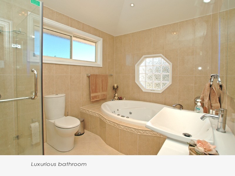 20 Sorrento Road, Empire Bay NSW 2257