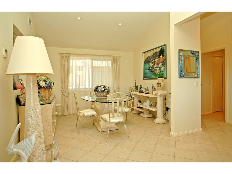 6 Koonora Avenue, Blackwall NSW 2256