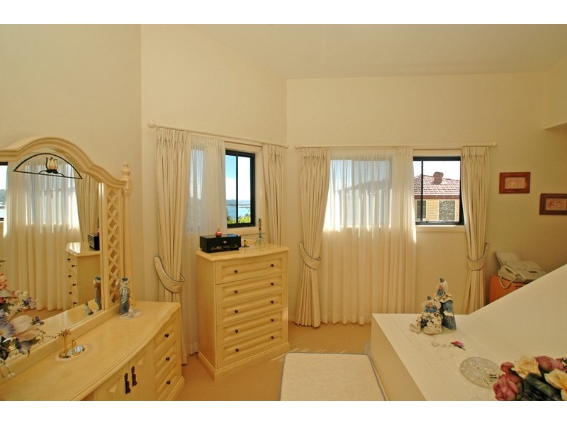 6 Koonora Avenue, Blackwall NSW 2256