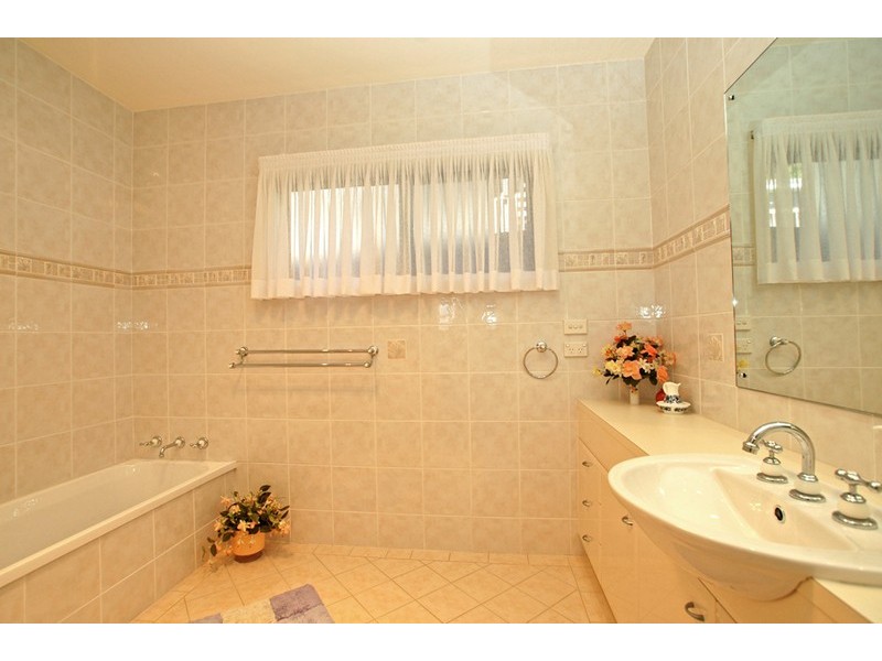 6 Koonora Avenue, Blackwall NSW 2256