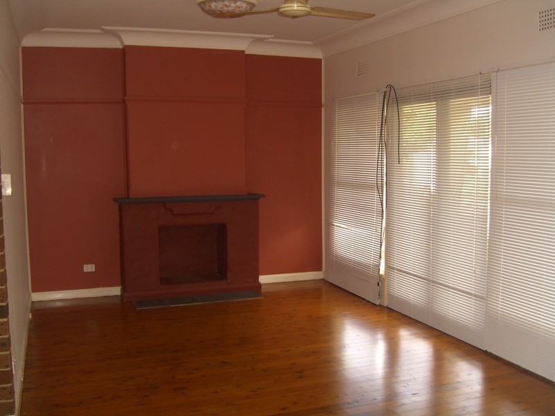194 Memorial Avenue, Ettalong Beach NSW 2257