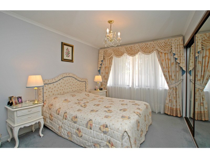 4 Mooring Place, St Huberts Island NSW 2257
