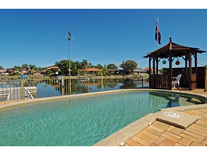 64 Helmsman Boulevard, St Huberts Island NSW 2257