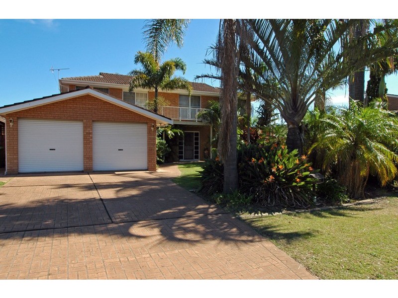 36 Helmsman Boulevard, St Huberts Island NSW 2257