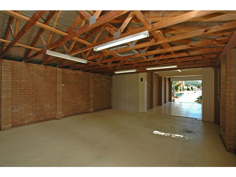 36 Helmsman Boulevard, St Huberts Island NSW 2257