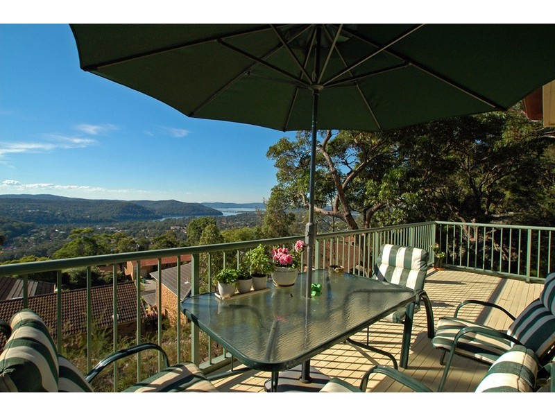 66 Kingsview Drive, Umina Beach NSW 2257