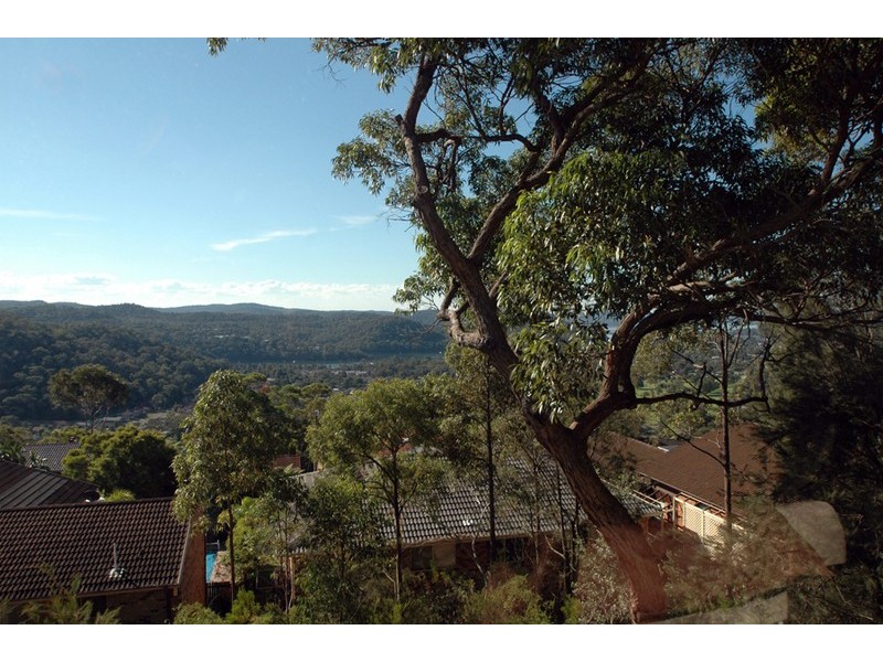 66 Kingsview Drive, Umina Beach NSW 2257