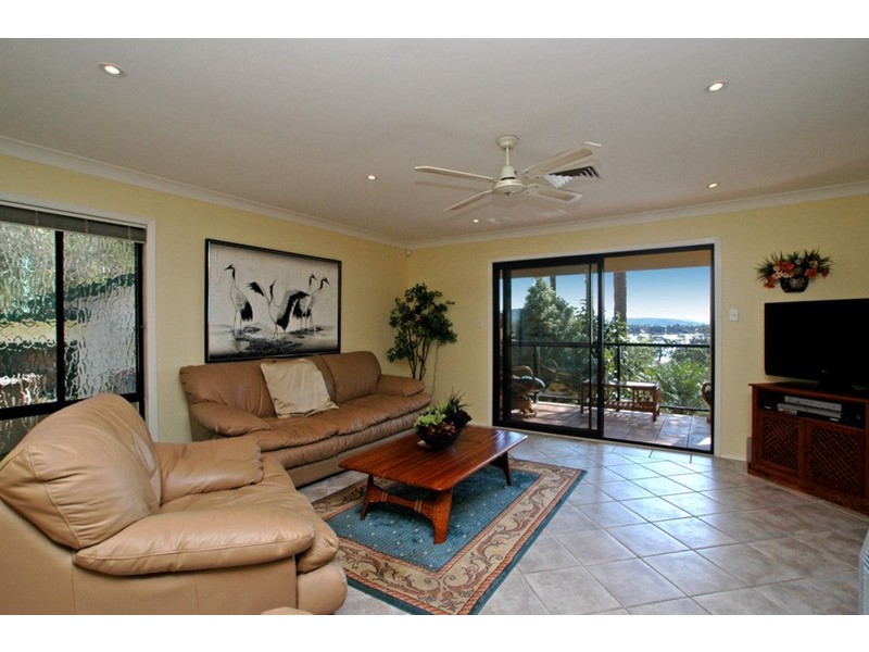 5 Bayview Crescent, Blackwall NSW 2256