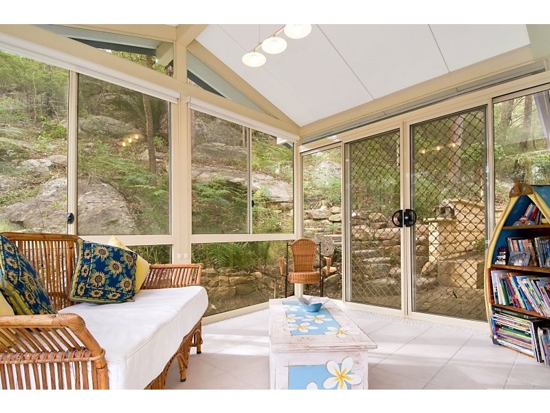 7 Daley Avenue, Daleys Point NSW 2257