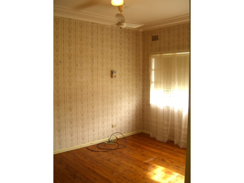 31 Dunban Road, Woy Woy NSW 2256