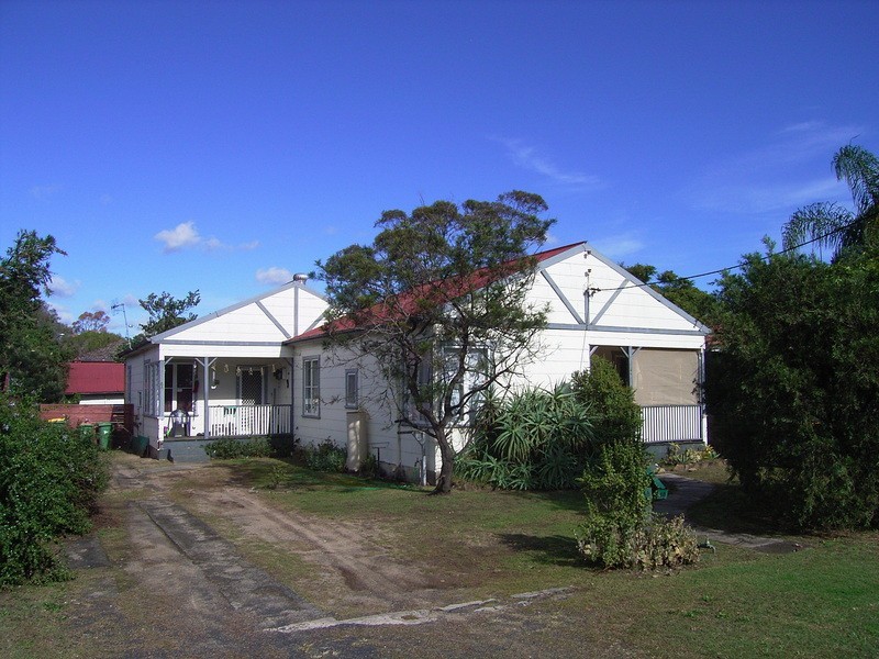 4 Osbourne Avenue, Umina Beach NSW 2257