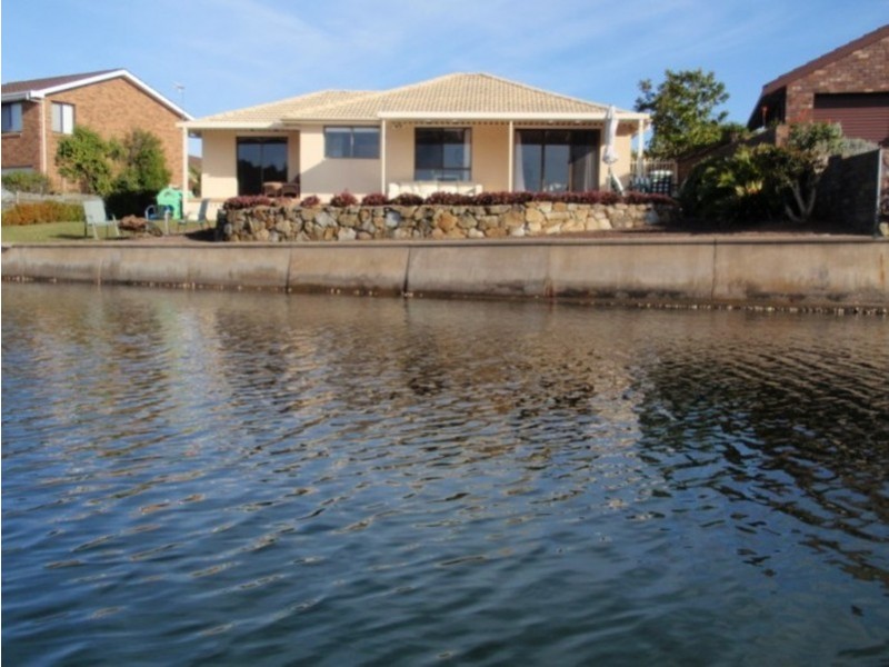 14 Skiff Place, St Huberts Island NSW 2257