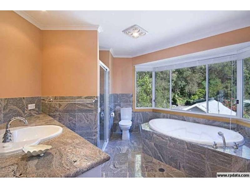 11 Bay View Crescent, Blackwall NSW 2256
