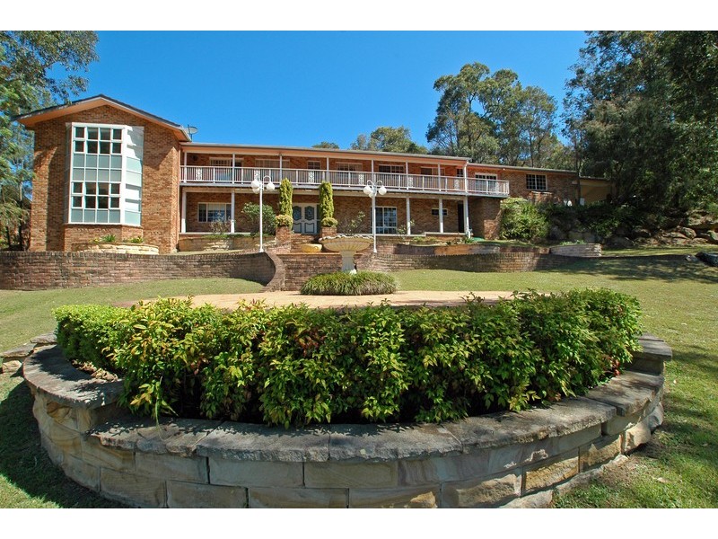 8 Kingsview Drive, Umina Beach NSW 2257