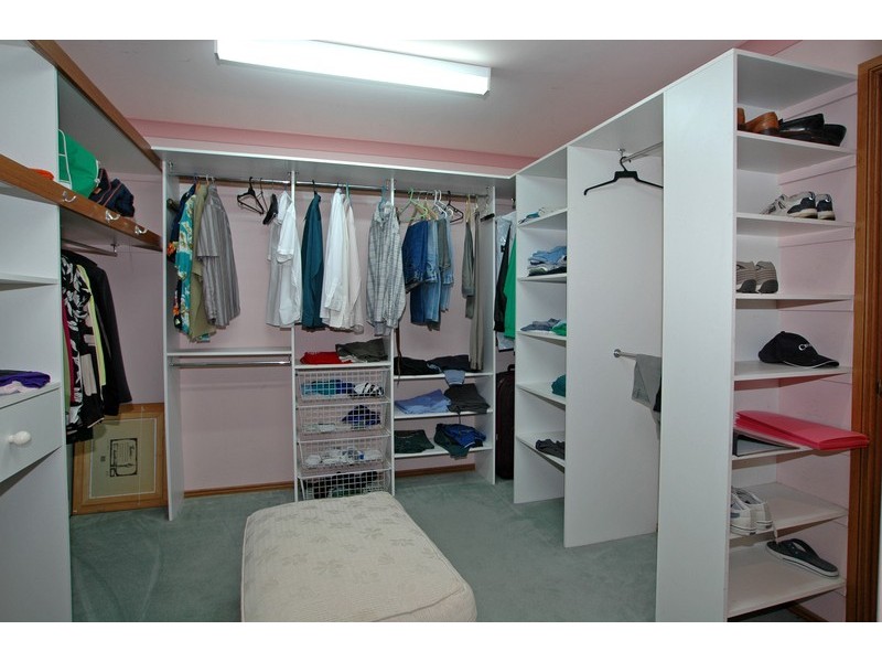 8 Kingsview Drive, Umina Beach NSW 2257