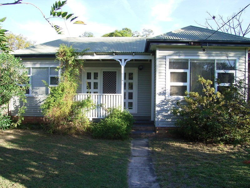 13 McLaurin Road, Umina Beach NSW 2257