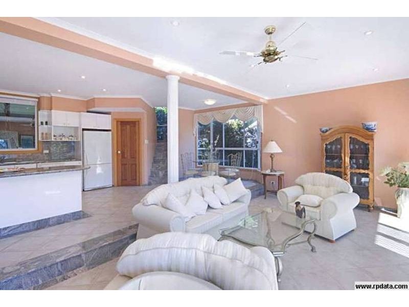 11 Bay View Crescent, Blackwall NSW 2256