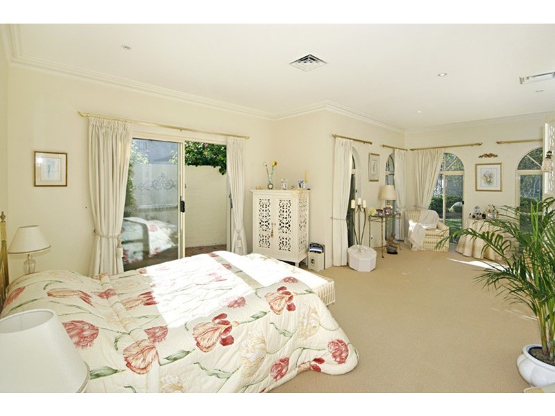 23 Beachfront Parade, St Huberts Island NSW 2257