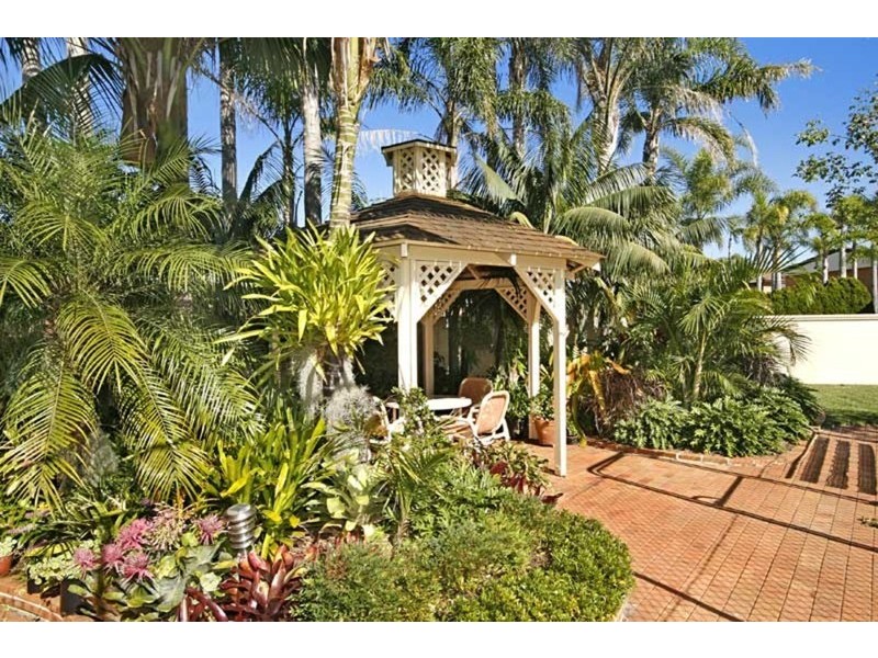 23 Beachfront Parade, St Huberts Island NSW 2257