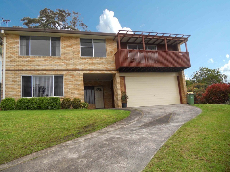 34 Sandstone Crescent, Tascott NSW 2250