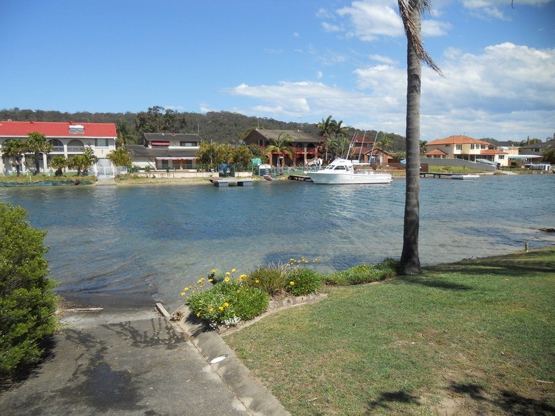 25 Nautilus Crescent, St Huberts Island NSW 2257