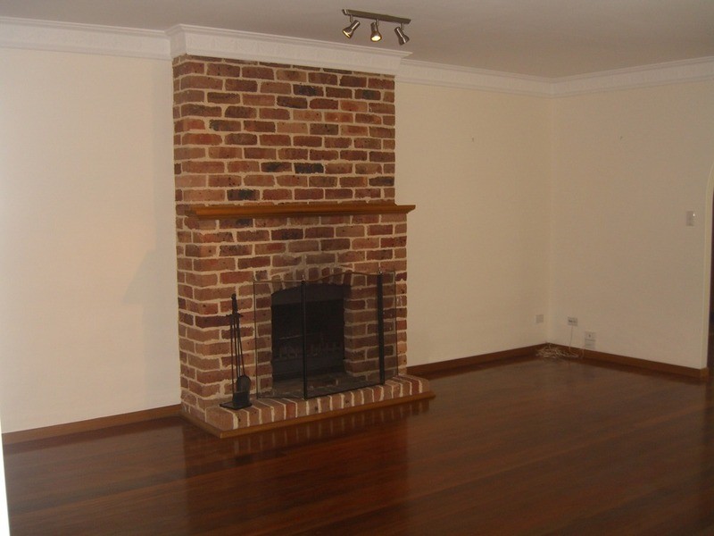 12 Beachfront Parade, St Huberts Island NSW 2257